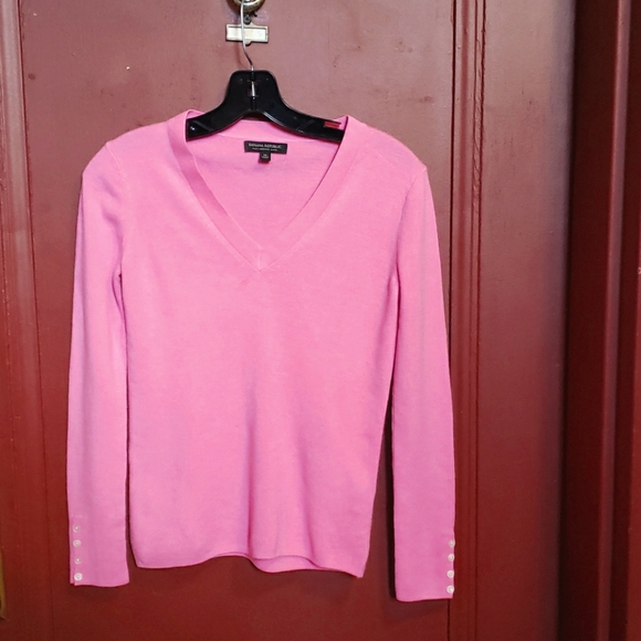 Banana Republic Sweaters - BANANA REPUBLIC 100% MERINO WOOL SWEATER